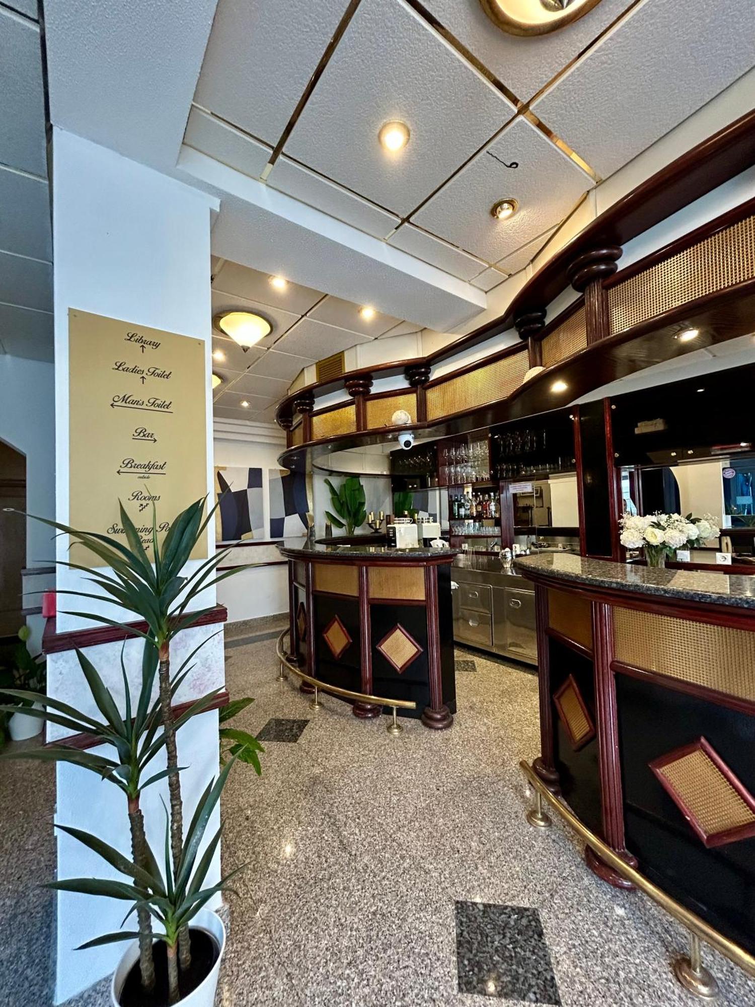 Hotel Bavaria Trogir Donji Seget Εξωτερικό φωτογραφία