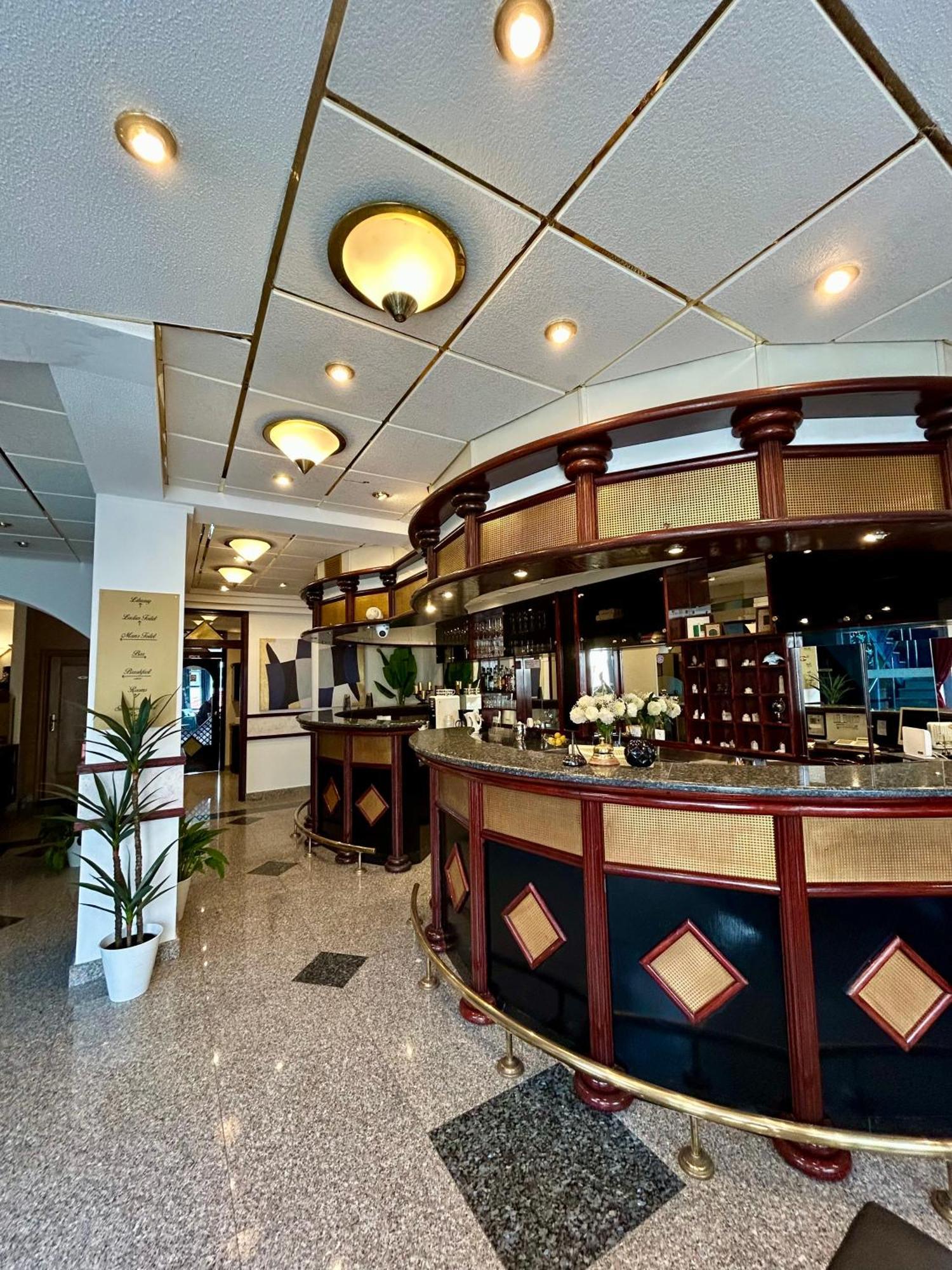 Hotel Bavaria Trogir Donji Seget Εξωτερικό φωτογραφία