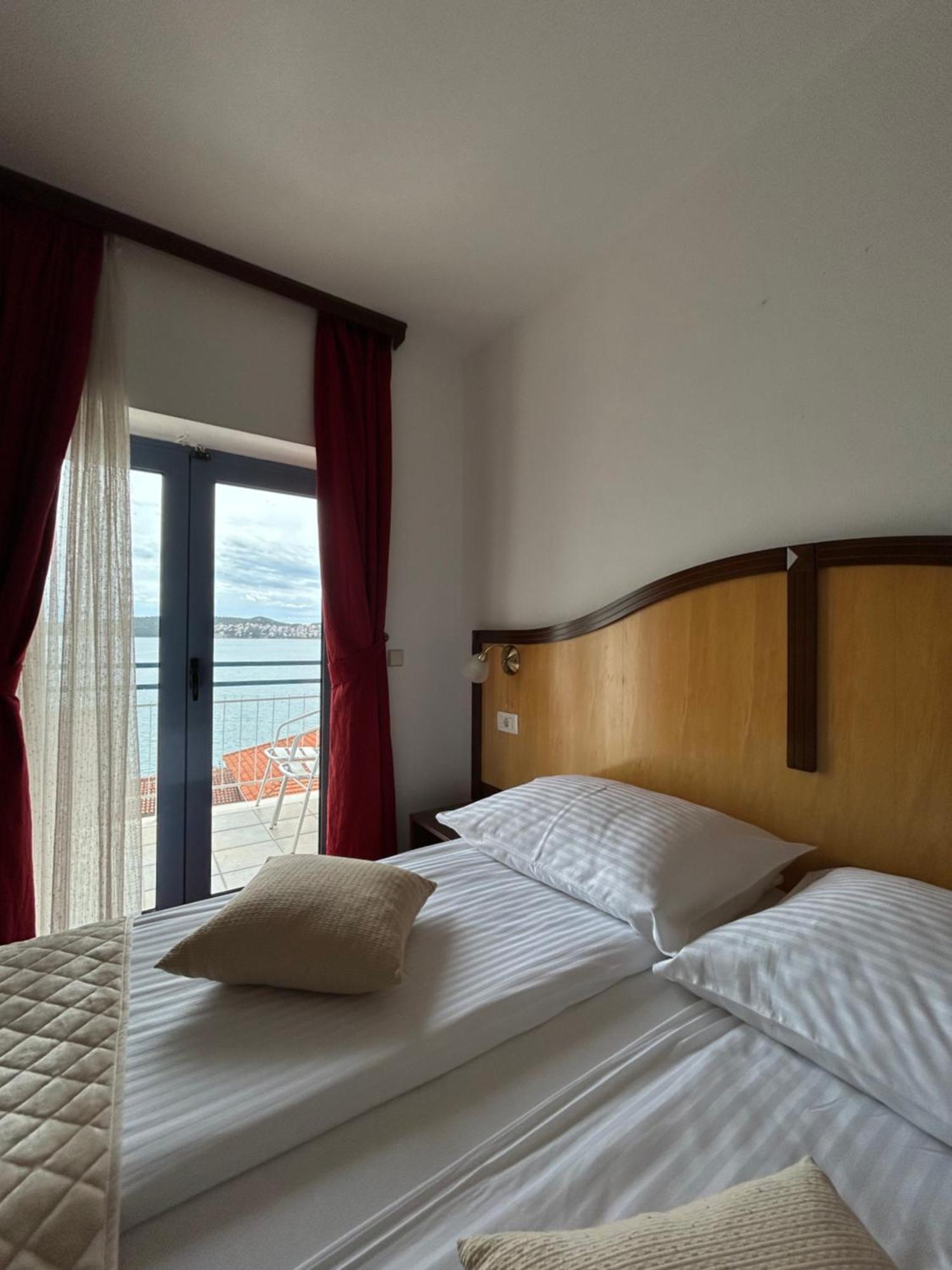 Hotel Bavaria Trogir Donji Seget Εξωτερικό φωτογραφία