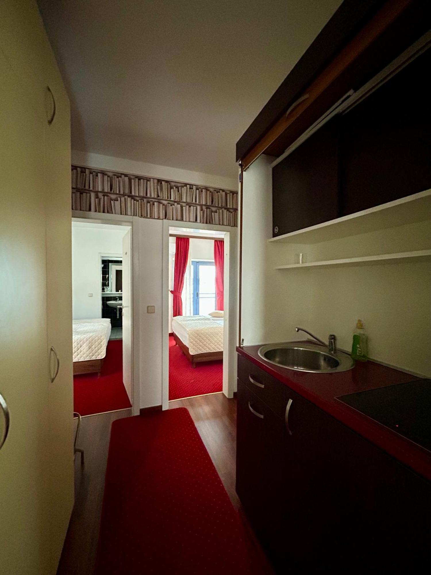 Hotel Bavaria Trogir Donji Seget Εξωτερικό φωτογραφία