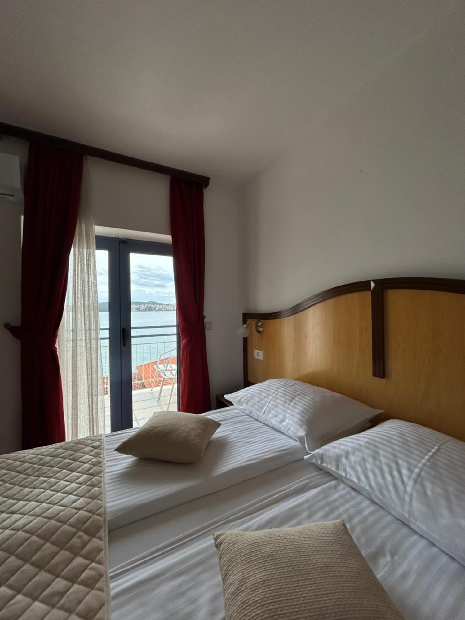 Hotel Bavaria Trogir Donji Seget Εξωτερικό φωτογραφία
