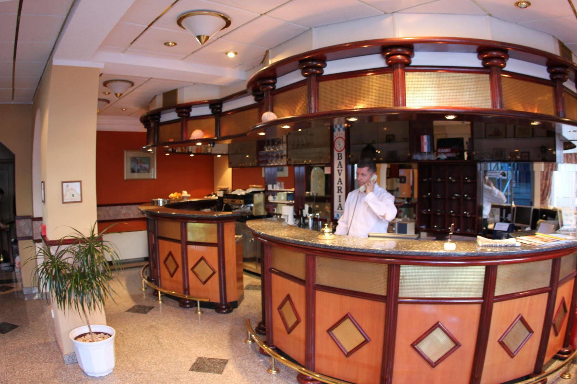 Hotel Bavaria Trogir Donji Seget Εξωτερικό φωτογραφία